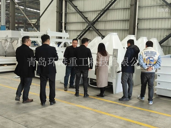 ȫ�Զ�ɰ������װ��